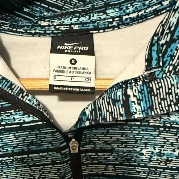 Nike Pro Dri-FIT 1/2 Zip Pullover | S | Blue Digital Print 💙 - Picture 2 of 9